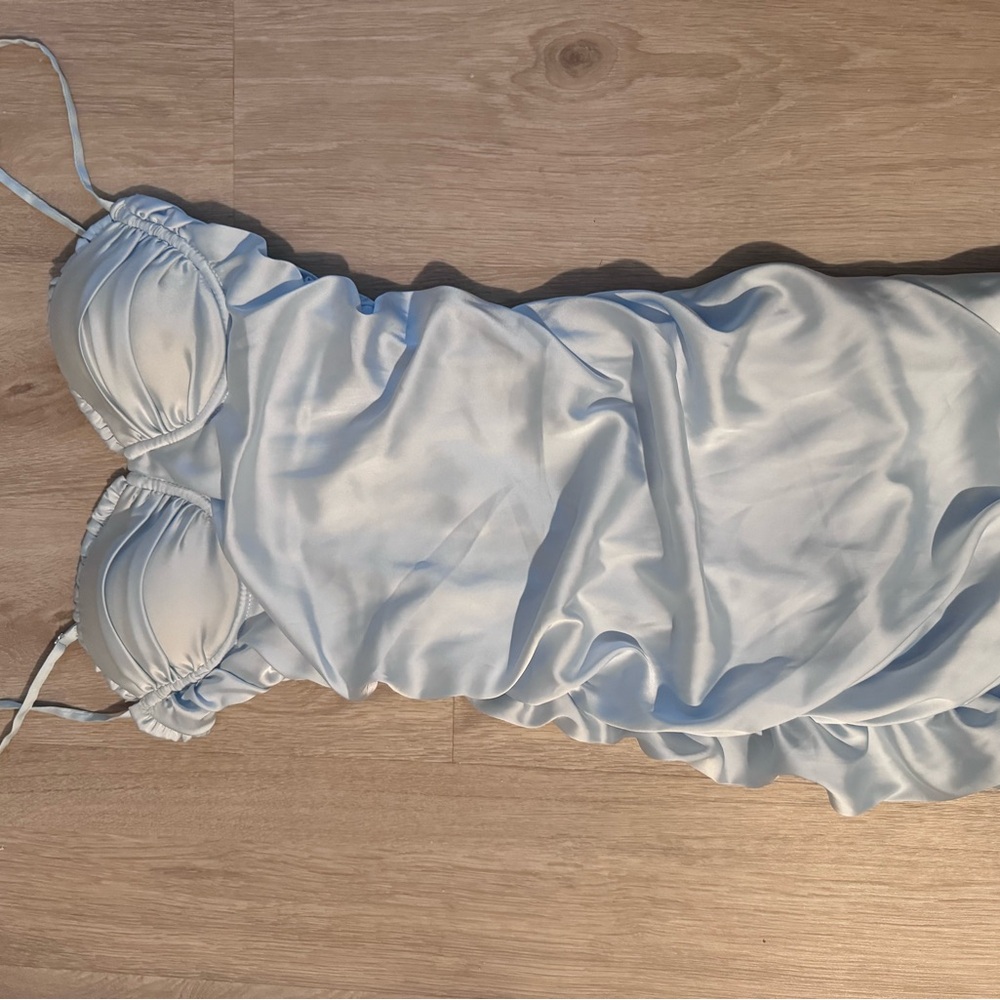 Elegant Light Blue Women's Dress